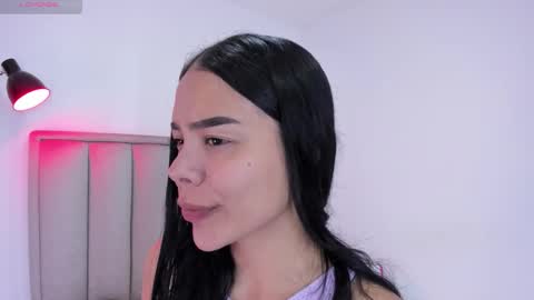 Snapshot of valery__nova chatting on 11.05.25 Cris online show from 11.05.25