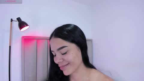 Snapshot of valery__nova chatting on 11.20.25 Cris online show from 11.20.25