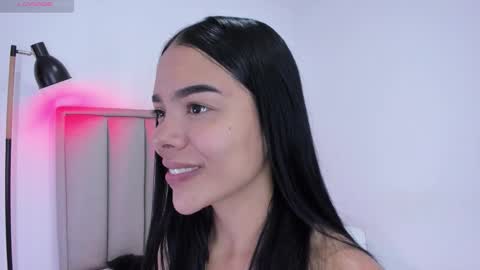 Snapshot of valery__nova chatting on 11.28.25 Cris online show from 11.28.25