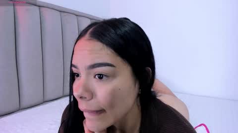 Snapshot of valery__nova chatting on 03.08.26 Cris online show from 03.08.26