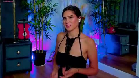 Snapshot of valery_evann chatting on 07.18.26 Valery online show from 07.18.26