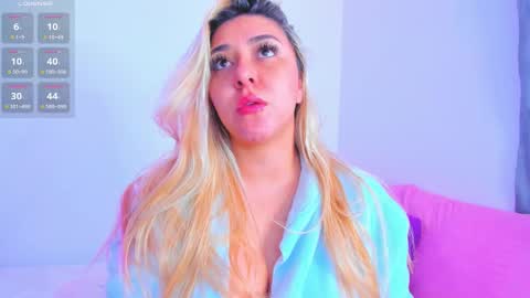 Snapshot of valery_kils chatting on 10.19.25 VALERY online show from 10.19.25