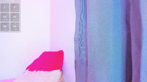 Snapshot of valery_kils chatting on 11.29.25 VALERY online show from 11.29.25