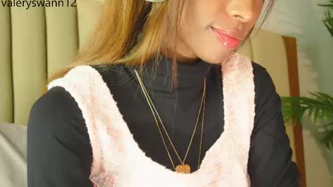 Valery swan1 online show from 04.30.26