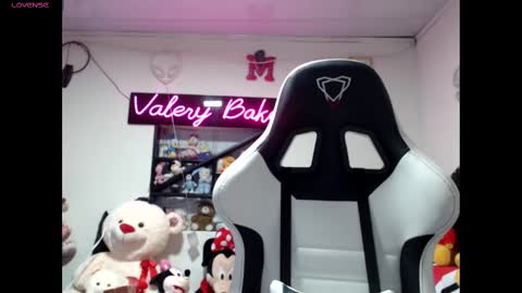 Snapshot of valerybaker1 chatting on 10.31.25 B V Naughty online show from 10.31.25