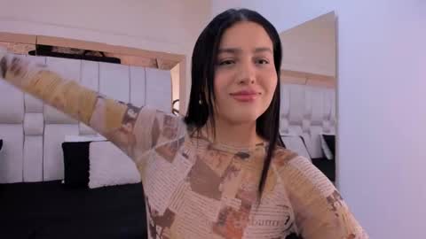 Snapshot of valerycooper23 chatting on 12.18.25 valerycooper23 online show from 12.18.25