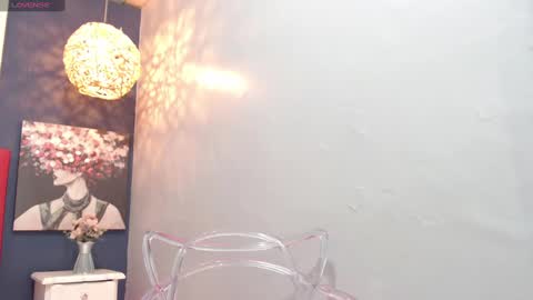 Snapshot of valerynbrown chatting on 01.26.25 valery online show from 01.26.25