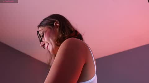 Snapshot of valerynova chatting on 05.13.26 Carla online show from 05.13.26