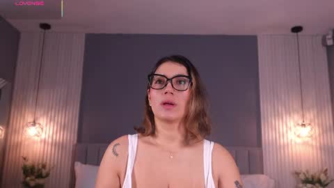 Snapshot of valerynova chatting on 07.01.26 Carla online show from 07.01.26