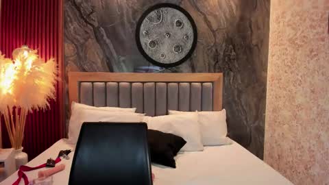 Snapshot of valeryshadey chatting on 12.13.25 Valerie Shadey online show from 12.13.25