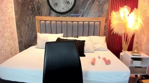 Snapshot of valeryshadey chatting on 12.15.25 Valerie Shadey online show from 12.15.25