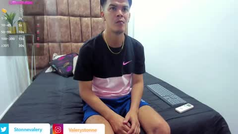 Valery Stonne  online show from 12.25.24