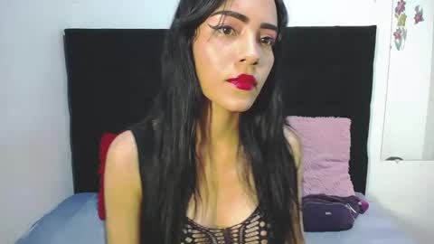 Snapshot of valerythompsonper chatting on 03.16.26 valery online show from 03.16.26