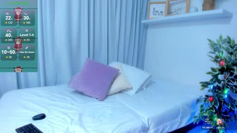 Snapshot of valerywalker7 chatting on 12.24.24 Valery Walker online show from 12.24.24