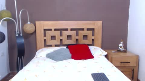 Sofia online show from 10.30.25