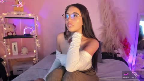 Snapshot of valk_diaz chatting on 05.12.26 Valk online show from 05.12.26