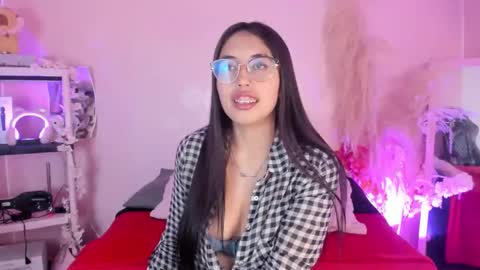 Snapshot of valk_diaz chatting on 05.21.26 Valk online show from 05.21.26