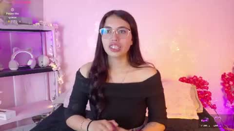 Snapshot of valk_diaz chatting on 06.14.26 Valk online show from 06.14.26