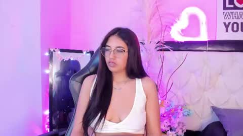 Snapshot of valk_diaz chatting on 07.20.26 Valk online show from 07.20.26