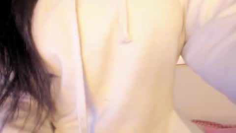 Snapshot of valka_collins chatting on 02.28.26 Valka online show from 02.28.26