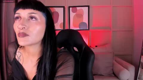 Snapshot of valkiria_ponce chatting on 07.21.26 Valkiria online show from 07.21.26
