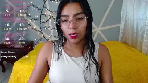 Snapshot of valkydoll chatting on 01.19.26 valkydoll online show from 01.19.26