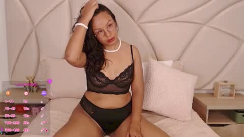 Vallery online show from 01.31.25