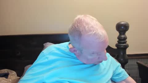 Snapshot of valleylaker chatting on 12.19.24 valleylaker online show from 12.19.24