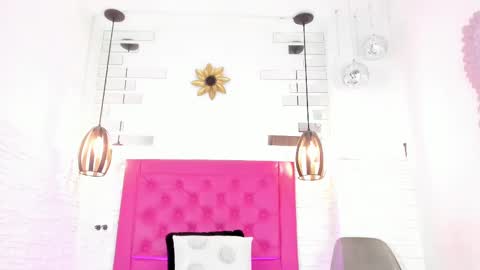 Snapshot of valloletsamar chatting on 03.09.25 Vallolet Peach online show from 03.09.25