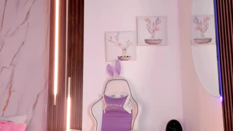 Snapshot of valloletsamar chatting on 02.01.26 Vallolet Peach online show from 02.01.26