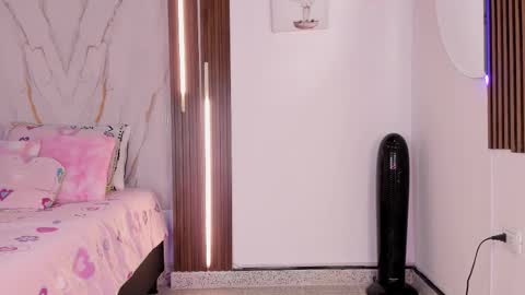 Vallolet Peach  online show from 02.20.26