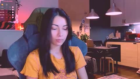 Snapshot of valorant_girl chatting on 10.27.25 Little Devil online show from 10.27.25