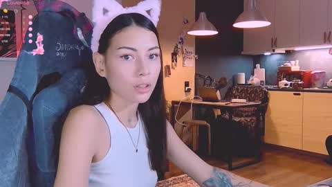 Snapshot of valorant_girl chatting on 10.28.25 Little Devil online show from 10.28.25