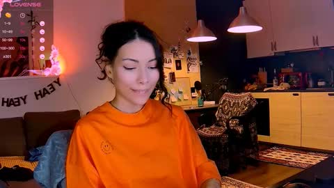 Snapshot of valorant_girl chatting on 11.14.25 Little Devil online show from 11.14.25