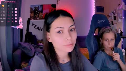 Snapshot of valorant_girl chatting on 12.03.25 Little Devil online show from 12.03.25