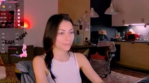 Snapshot of valorant_girl chatting on 12.13.25 Little Devil online show from 12.13.25