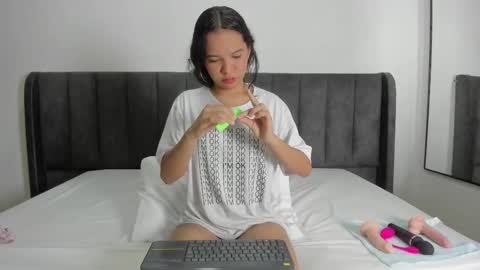 valtira nova online show from 02.27.25