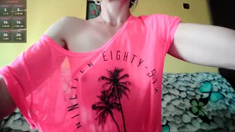 Snapshot of valysexybarbie chatting on 06.05.26 valentina online show from 06.05.26