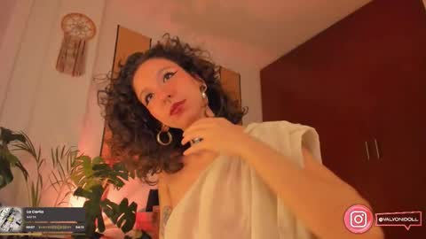 Snapshot of valyturner chatting on 03.25.26 online show from 03.25.26