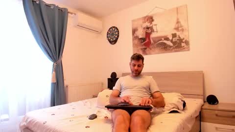 valyvalisimo online show from 03.04.26