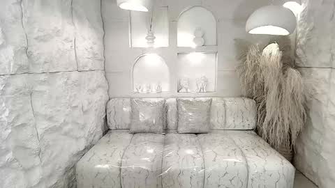 Snapshot of vampkitty_r chatting on 02.02.26 vampkitty_r online show from 02.02.26