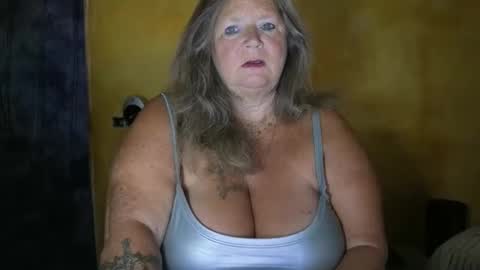 vampwoman online show from 05.04.26