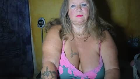 vampwoman online show from 06.30.26