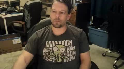 Snapshot of vandonh chatting on 11.10.25 vandonh online show from 11.10.25