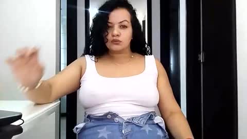 vanessa and samantha online show from 05.03.26