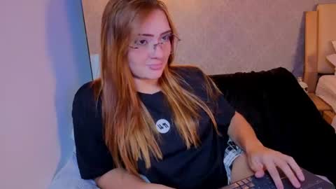 vanessa_foxyy online show from 07.11.26