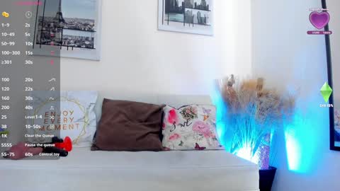 Snapshot of vanessa_gonzaless chatting on 12.11.24 Vanessa online show from 12.11.24