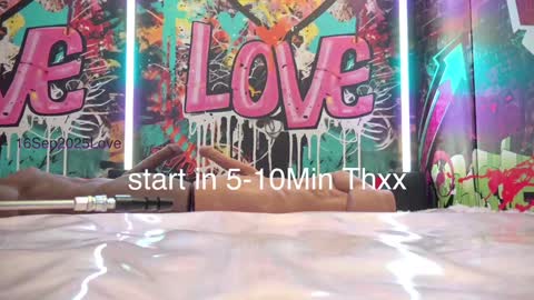 Snapshot of vanessa_love chatting on 09.16.25 Vanessa online show from 09.16.25