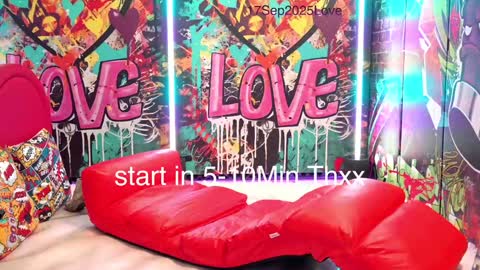 Snapshot of vanessa_love chatting on 09.17.25 Vanessa online show from 09.17.25