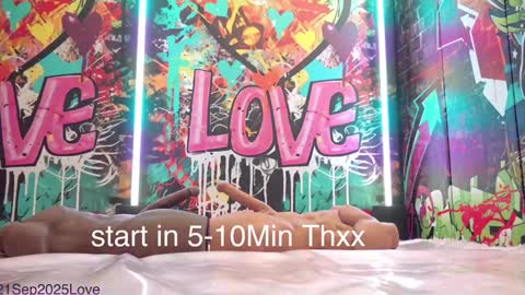 Snapshot of vanessa_love chatting on 09.21.25 Vanessa online show from 09.21.25